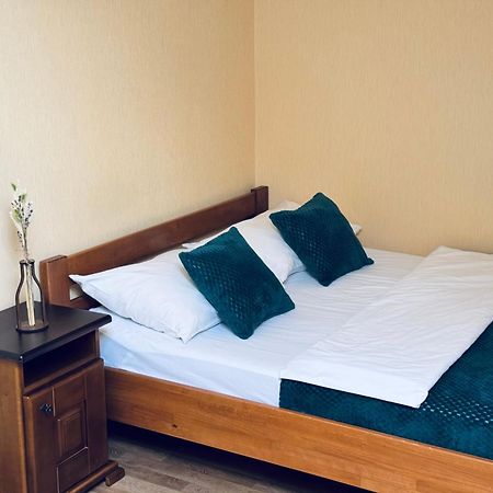 Etna Hotel Lviv Dış mekan fotoğraf