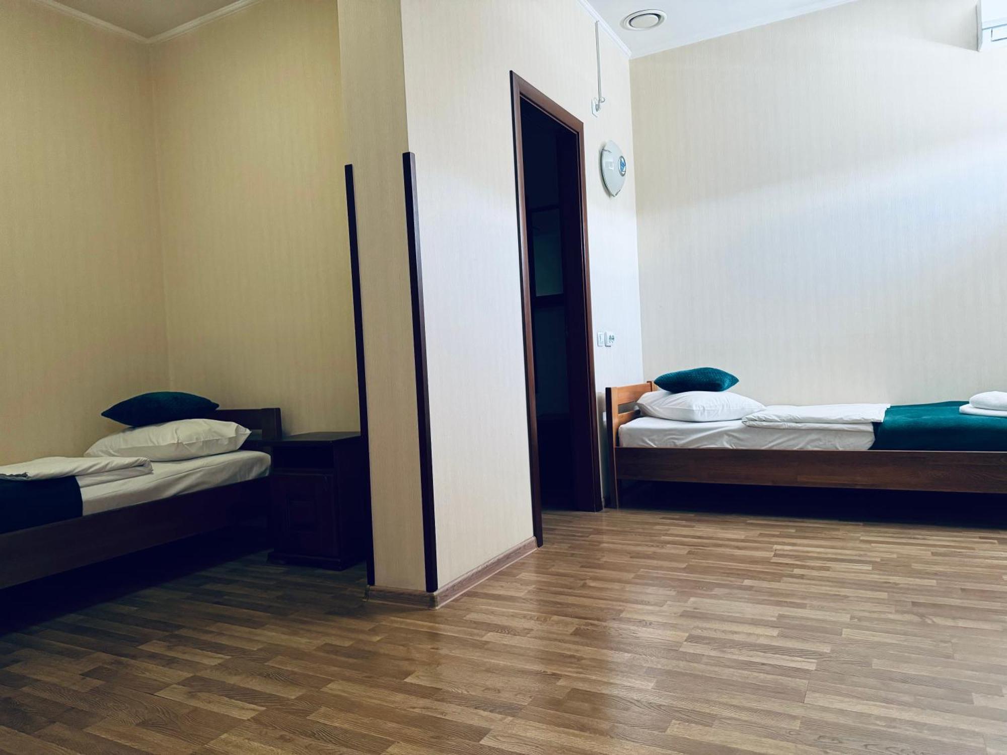 Etna Hotel Lviv Dış mekan fotoğraf
