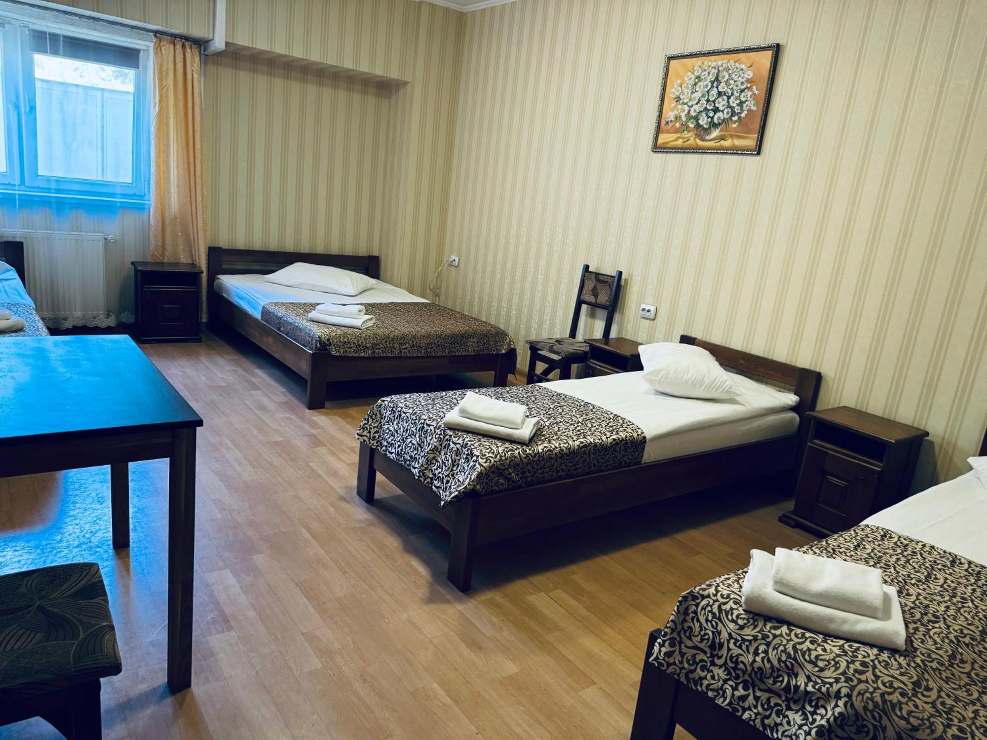 Etna Hotel Lviv Dış mekan fotoğraf