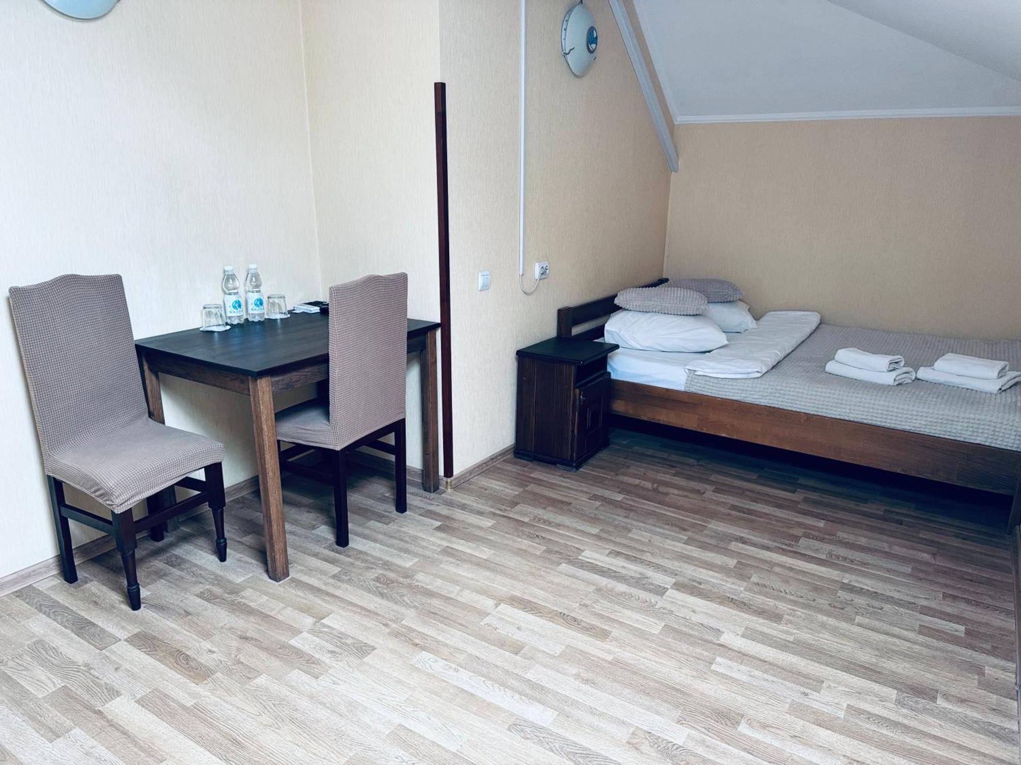 Etna Hotel Lviv Dış mekan fotoğraf
