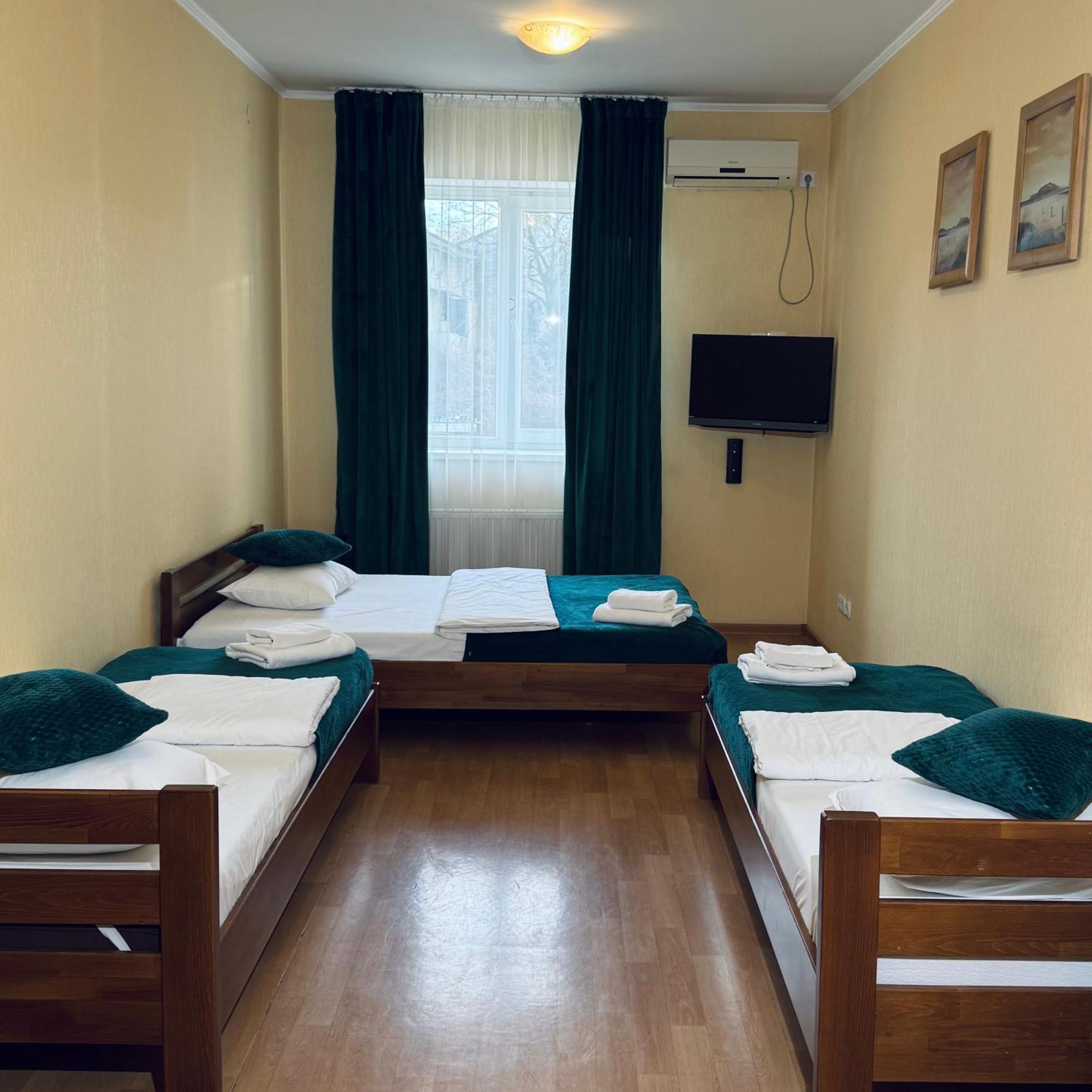 Etna Hotel Lviv Dış mekan fotoğraf